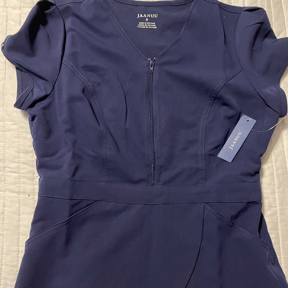 Jaanuu, Navy Women’s Signature Tulip Top, Size Small